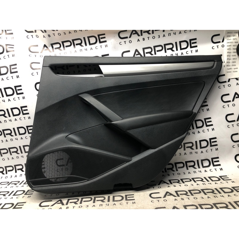 Дверная карта (салон) Volkswagen Passat B7 2014 1.8 561867212