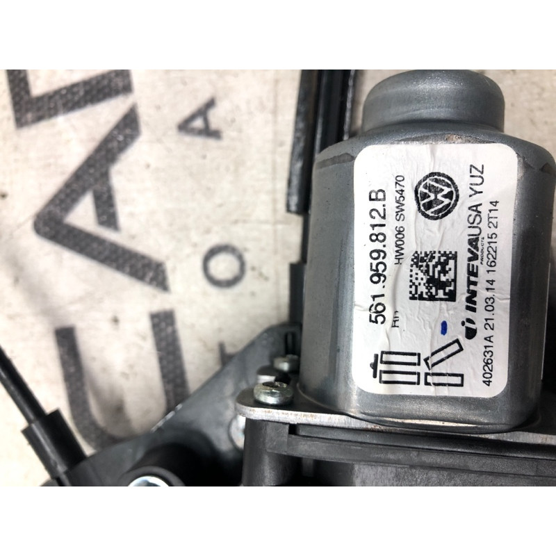 Механізм склопідйомника з мотором (кузов і елементи) Volkswagen Passat B7 2014 1.8 561839462C