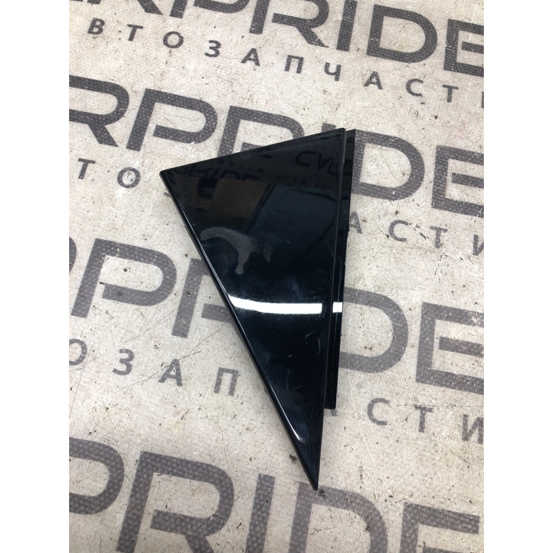 Молдинг двери (уголок) внешний (наружные элементы кузова) Volkswagen Passat B7 2014 1.8 561839904a