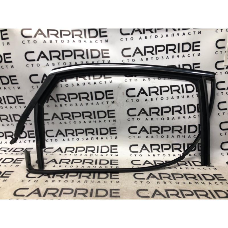 Уплотнитель проема двери (кузов и элементы) Volkswagen Passat B7 2014 1.8 561839432a