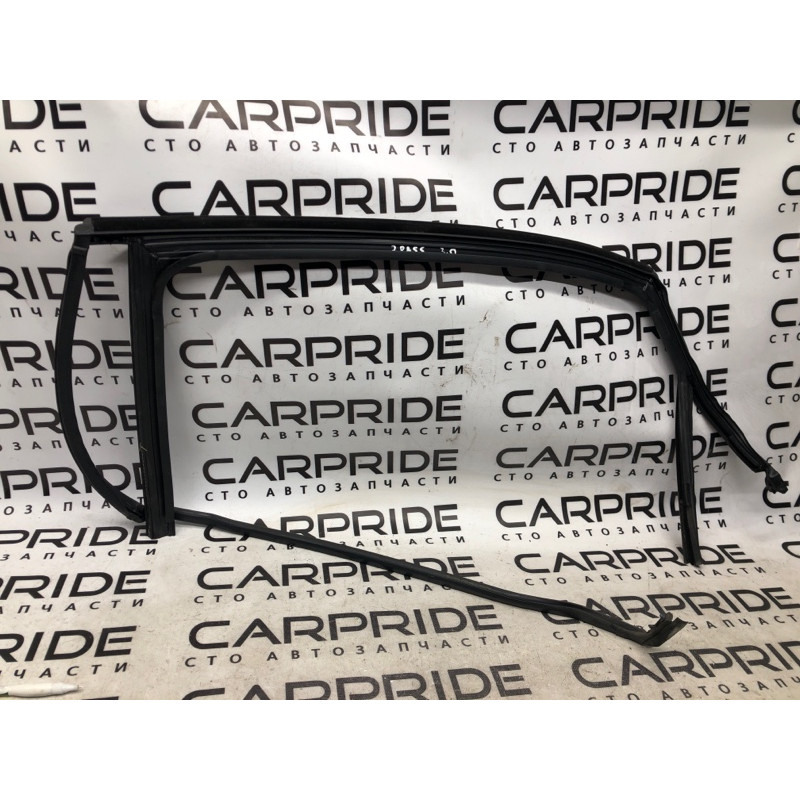 Уплотнитель проема двери (кузов и элементы) Volkswagen Passat B7 2014 1.8 561839432a