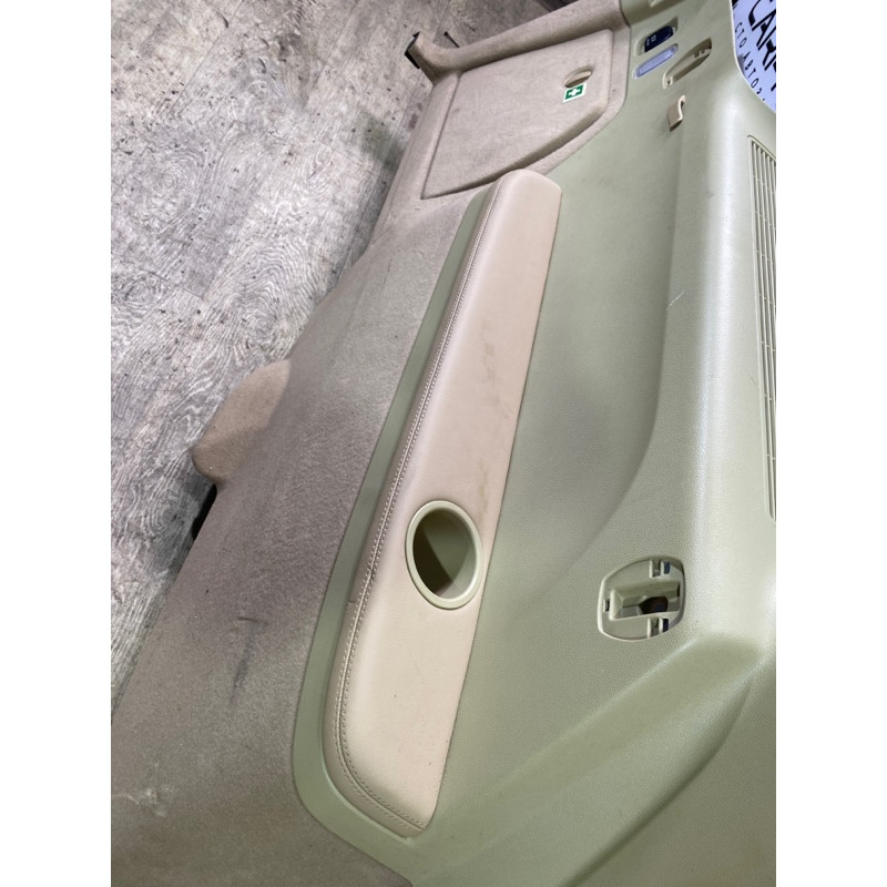 Обшивка багажника (салон) Mercedes-Benz GL X164 2012 4.6 A16469013268M27