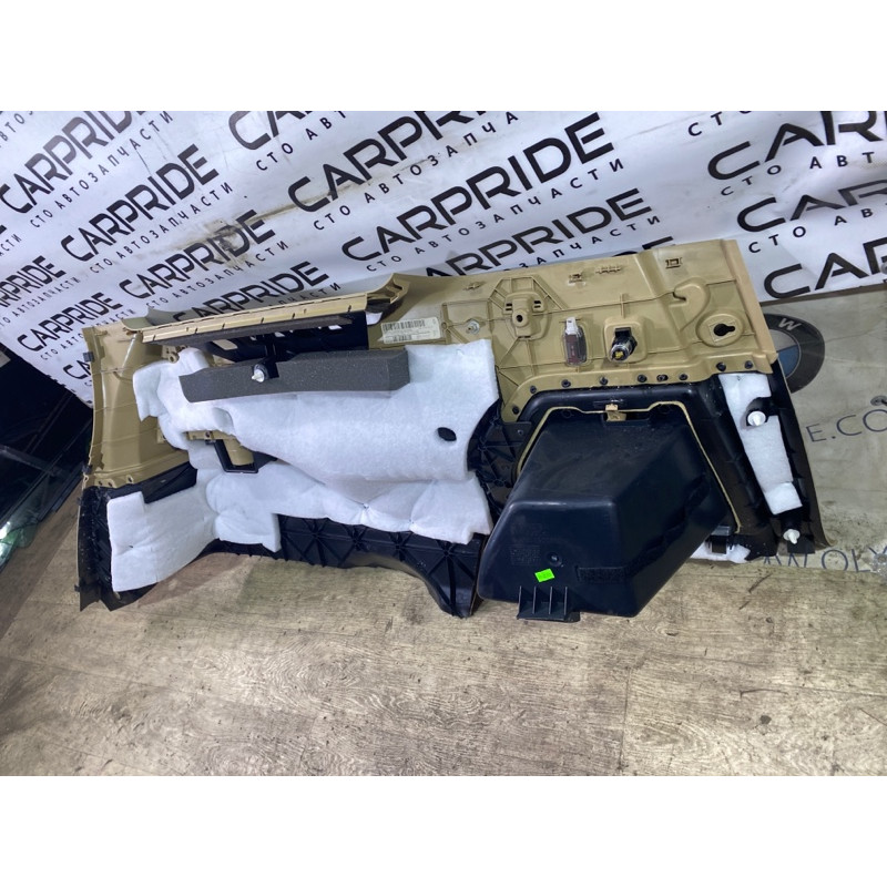 Обшивка багажника (салон) Mercedes-Benz GL X164 2012 4.6 A16469013268M27