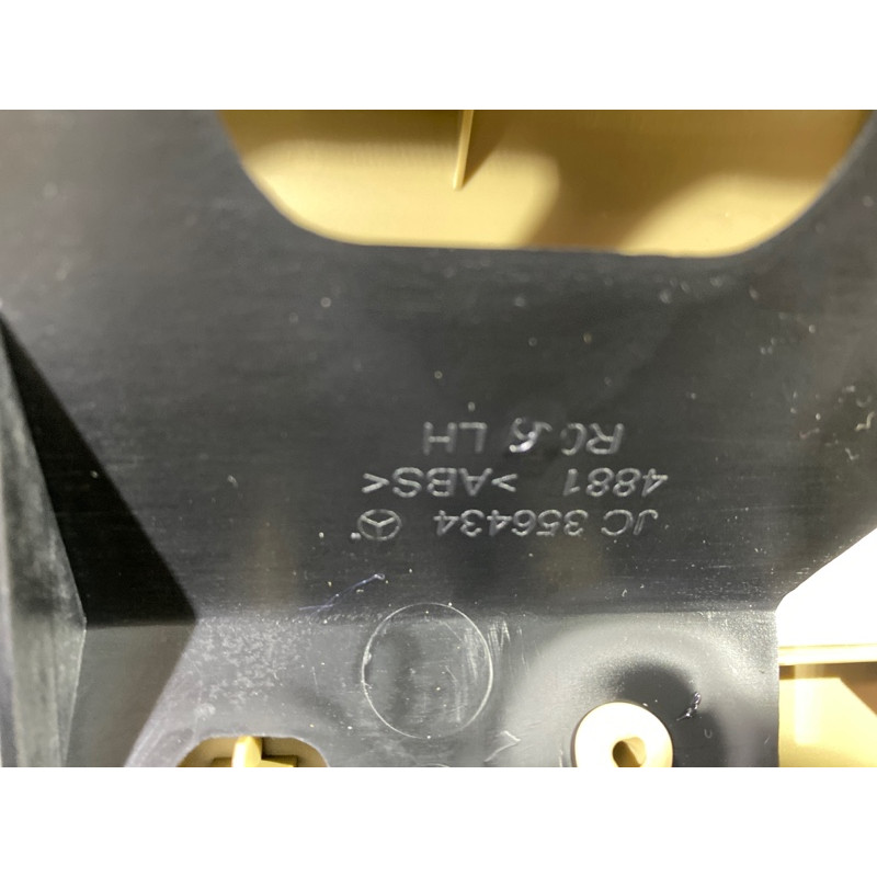 Обшивка багажника (салон) Mercedes-Benz GL X164 2012 4.6 A16469013268M27