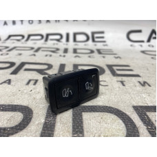 Кнопка складання сидіння