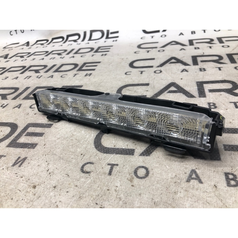 Повторитель стоп сигнала (оптика) Volkswagen Passat B7 2014 1.8 3e0176369