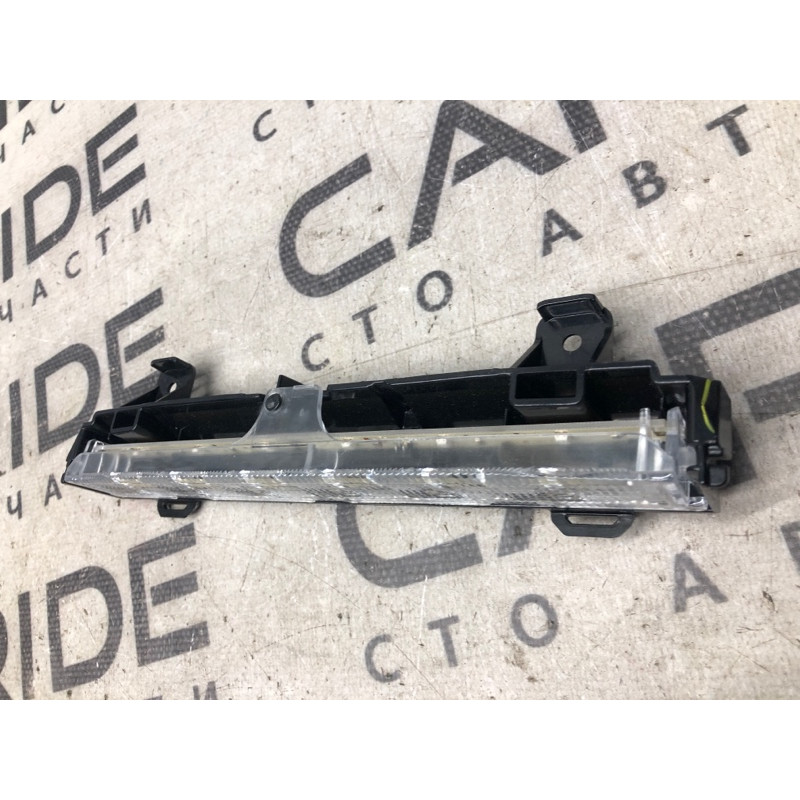 Повторитель стоп сигнала (оптика) Volkswagen Passat B7 2014 1.8 3e0176369