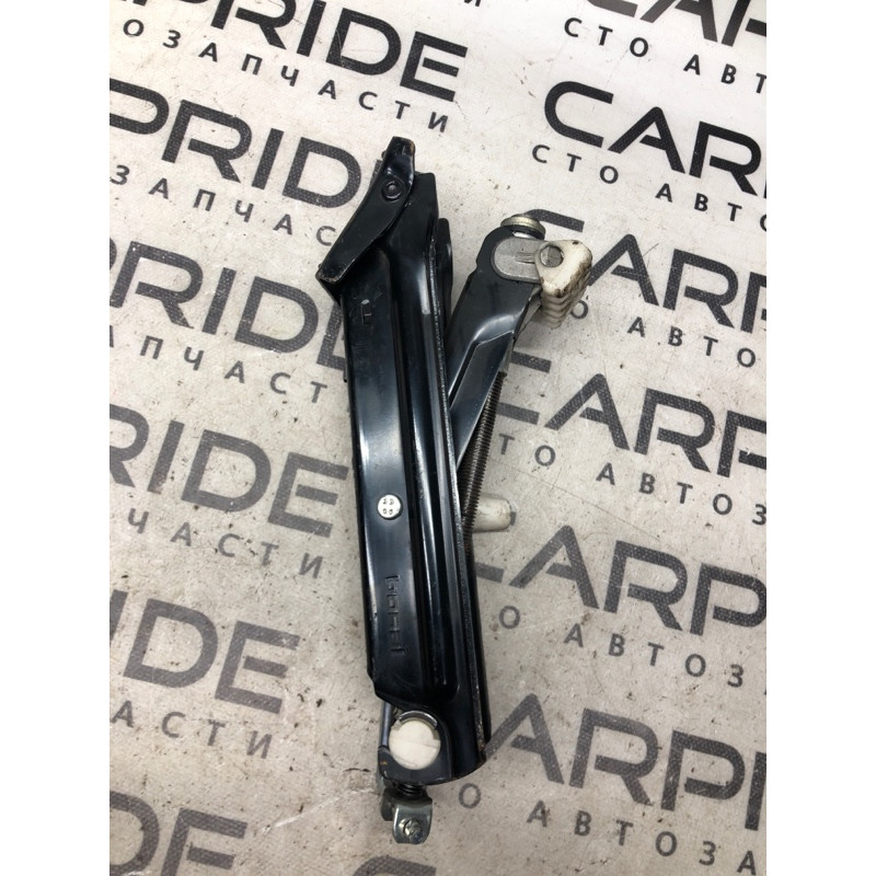 Домкрат (аксессуары) Mercedes-Benz C-class W203 2007 3.0 a2035830715