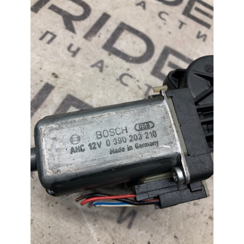 Моторчик регулировки сидения (электрика) Mercedes-Benz C-class W203 2007 3.0 0390203210