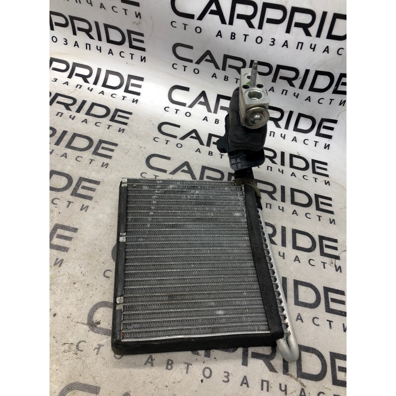 Испаритель кондиционера (отопление и кондиционирование) FORD Focus MK3 2015 2.0 F1FZ19850A