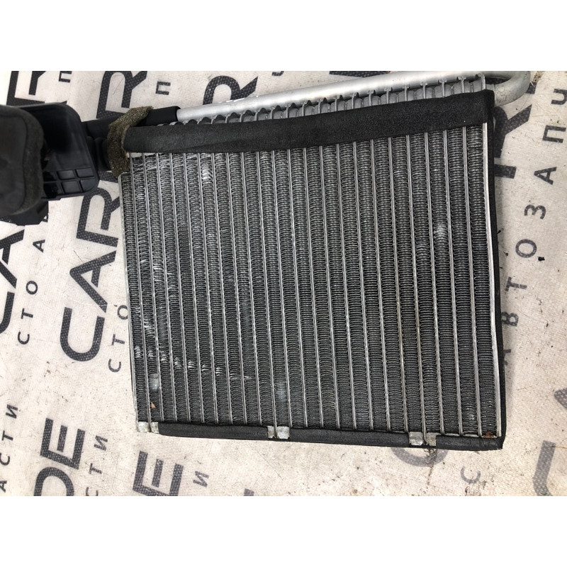 Испаритель кондиционера (отопление и кондиционирование) FORD Focus MK3 2015 2.0 F1FZ19850A