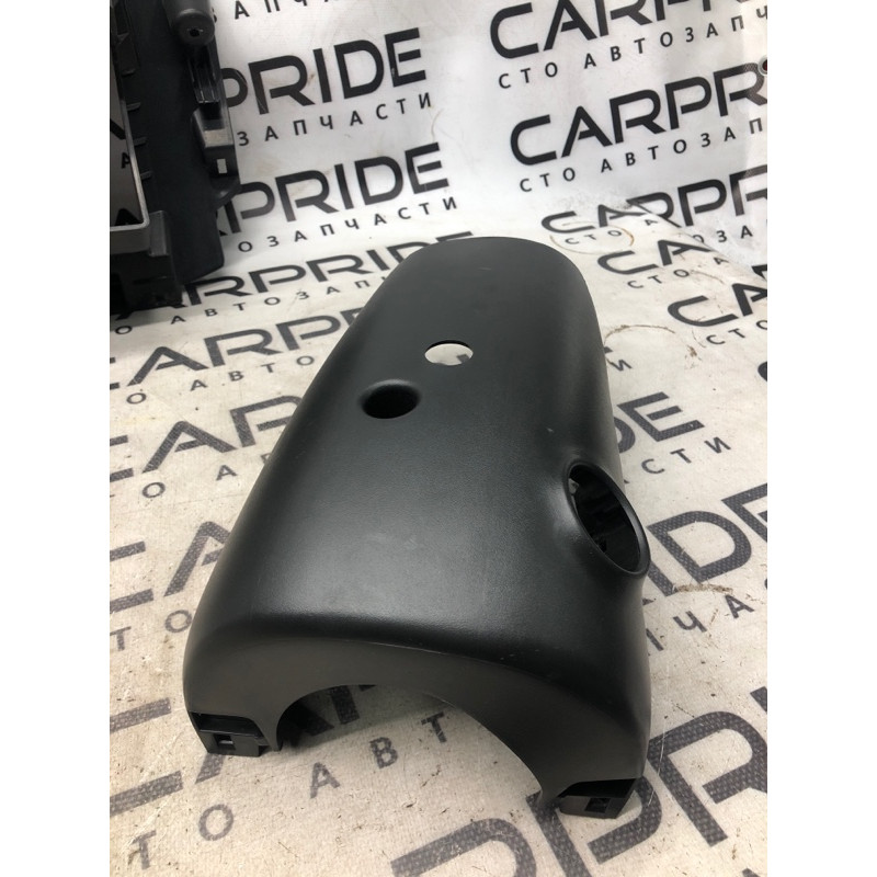 Кожух рулевой колонки нижний (салон) Cadillac Xt5 1 2016 3.6 84076056