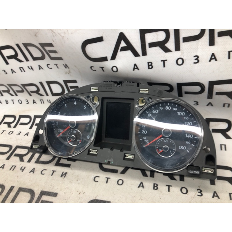 Панель приборов (салон) Volkswagen CC 3C 3C8920970B
