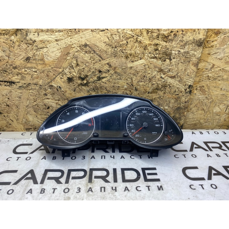 Панель приборов (салон) AUDI Q5 8R 8R0920950K