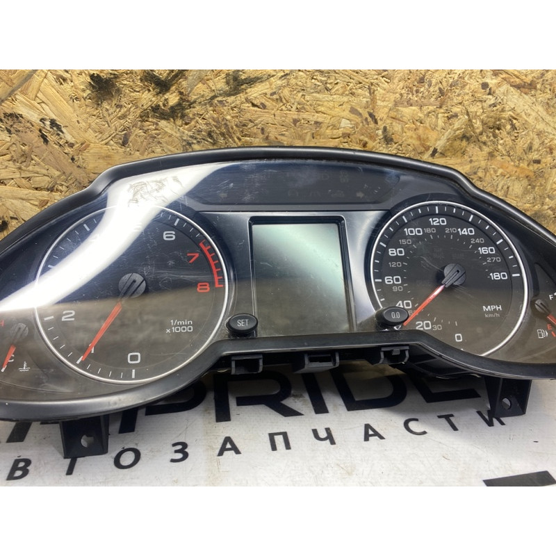 Панель приборов (салон) AUDI Q5 8R 8R0920950K