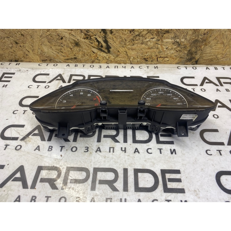 Панель приборов (салон) AUDI Q5 8R 8R0920950K