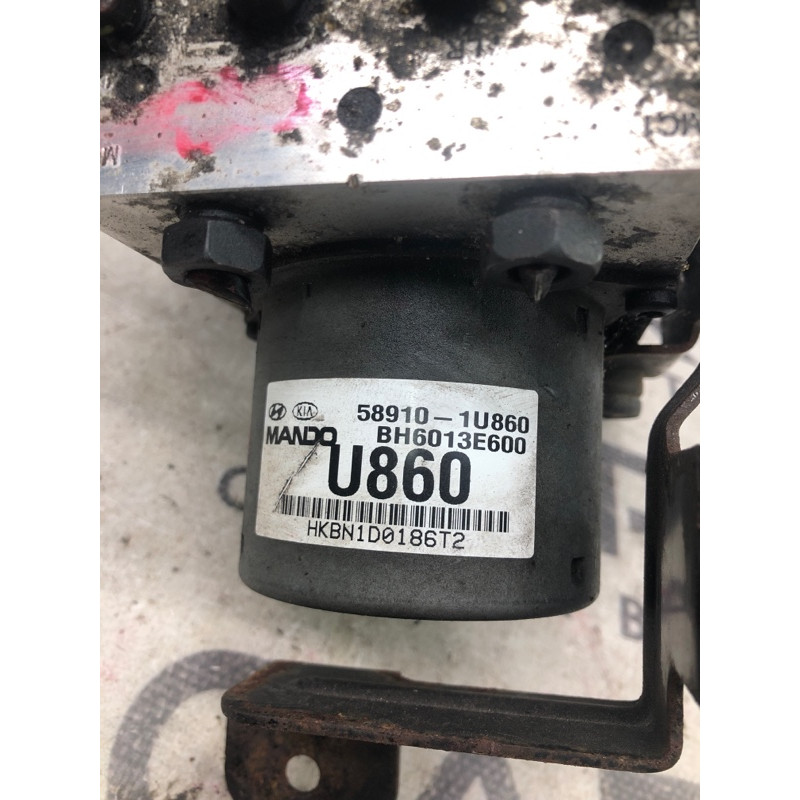 Блок abs (тормозная система) KIA Sorento UM 2013 2.4 589101u860