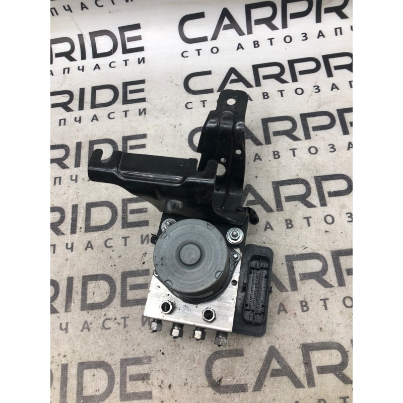 Блок abs (тормозная система) Jeep Cherokee Trailhawk 2014 2.4 04779899ai