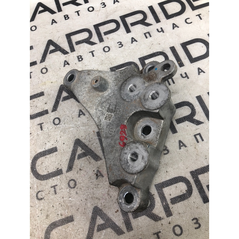 Кронштейн КПП (трансмиссия) Jeep Compass MP 2018 2.4 68253040aa