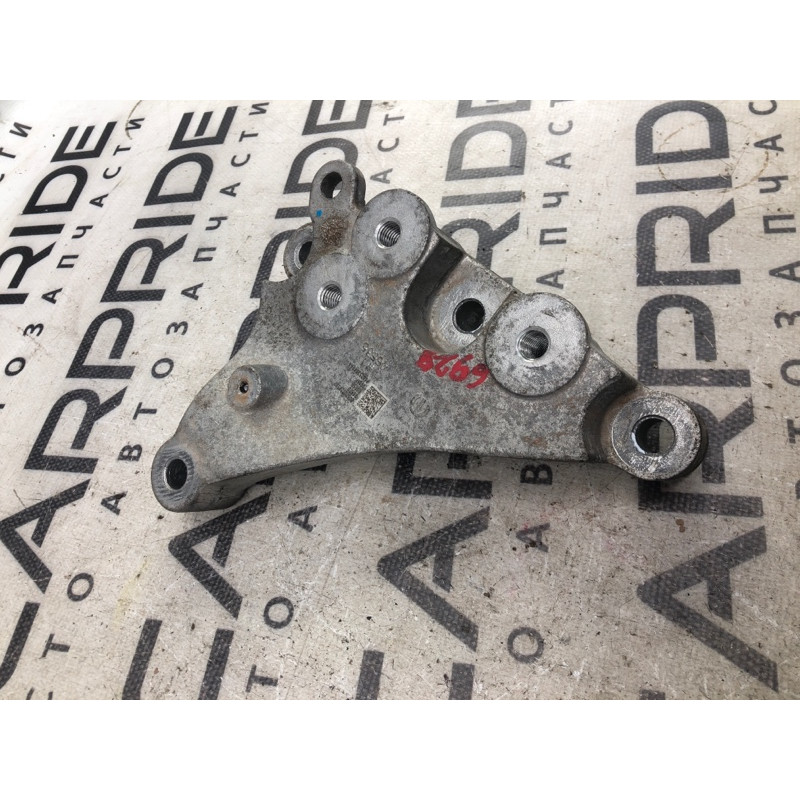 Кронштейн КПП (трансмиссия) Jeep Compass MP 2018 2.4 68253040aa