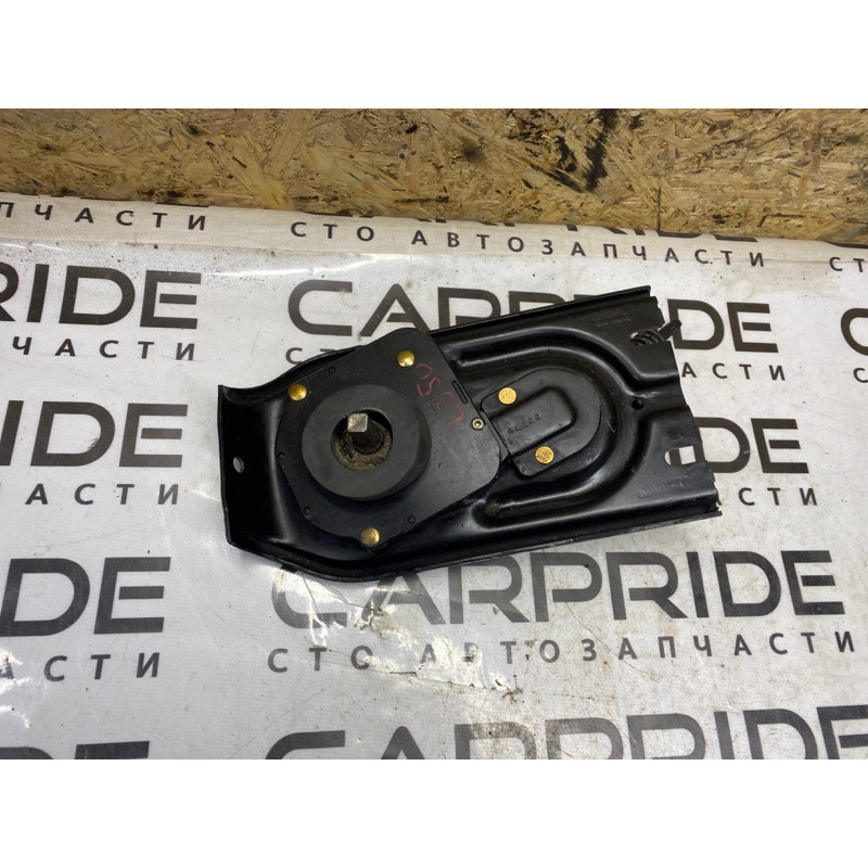 Крепление запасного колеса (кузов и элементы) Dodge Durango WD 2015 5.7 HEMi 68145504AB