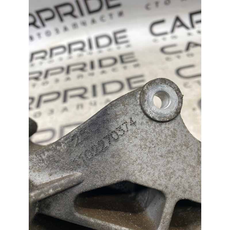 Кронштейн насоса гидроусилителя (кронштейны двигателя) Dodge Journey JC 04891593aa