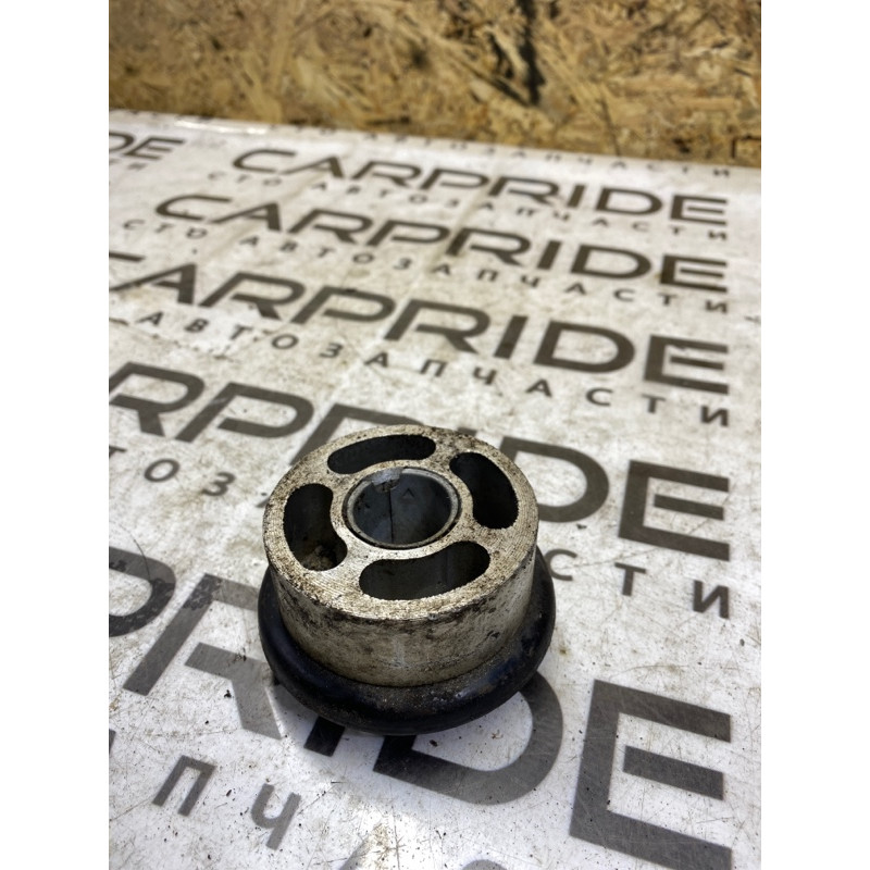 Кронштейн балки (подвеска) FORD Explorer MK5 2017 3.7 bb535k812ad