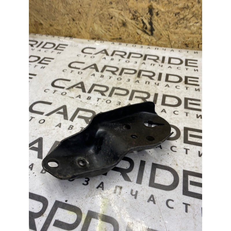 Кронштейн подрамника (подвеска) FORD Mustang MK6 2017 2.3 fr3c5084