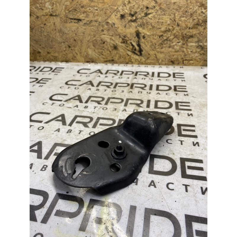 Кронштейн подрамника (подвеска) FORD Mustang MK6 2017 2.3 fr3c5084