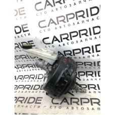 Вакуумный усилитель тормозов в сборе