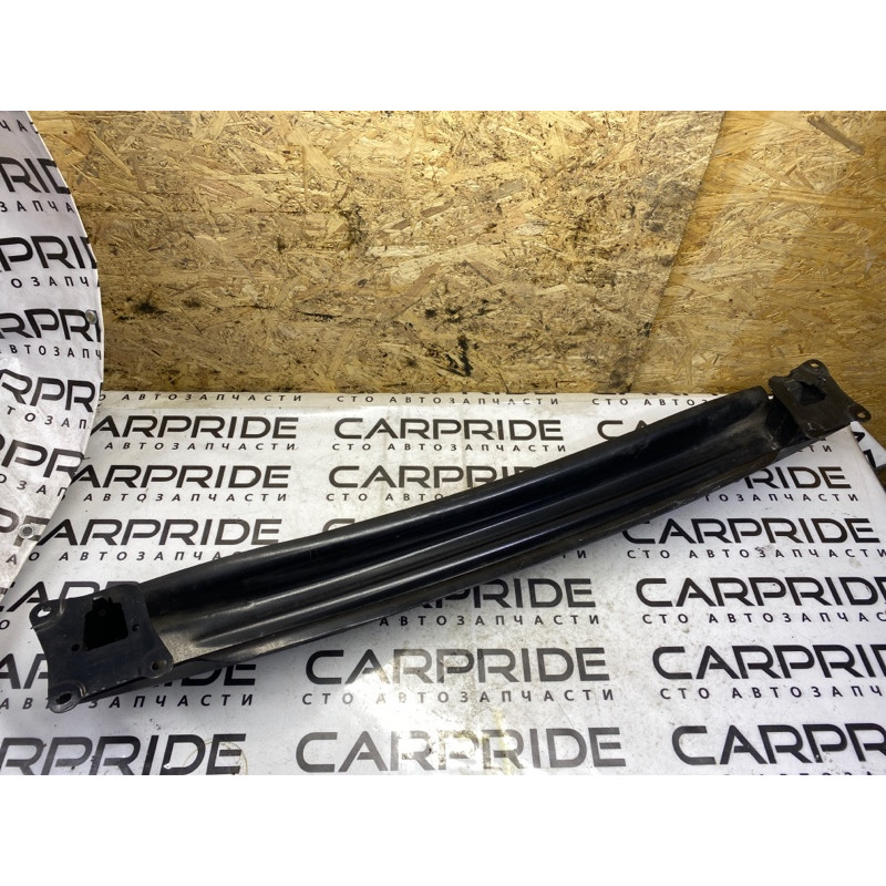 Усилитель бампера (наружные элементы кузова) Volkswagen Golf 1K 2.5 1K6807305