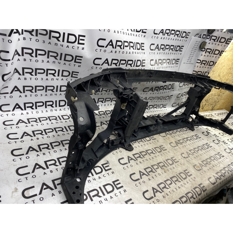 Телевизор (передняя часть кузова) (наружные элементы кузова) Land Rover Discovery 3 din500016