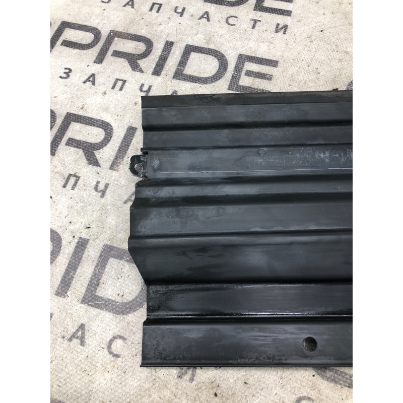 Воздуховод радиатора (кузов и элементы) Jeep Cherokee Trailhawk 2014 2.4 68140 328AA