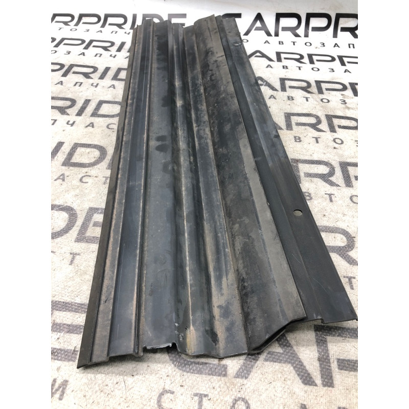 Воздуховод радиатора (кузов и элементы) Jeep Cherokee Trailhawk 2014 2.4 68140 328AA