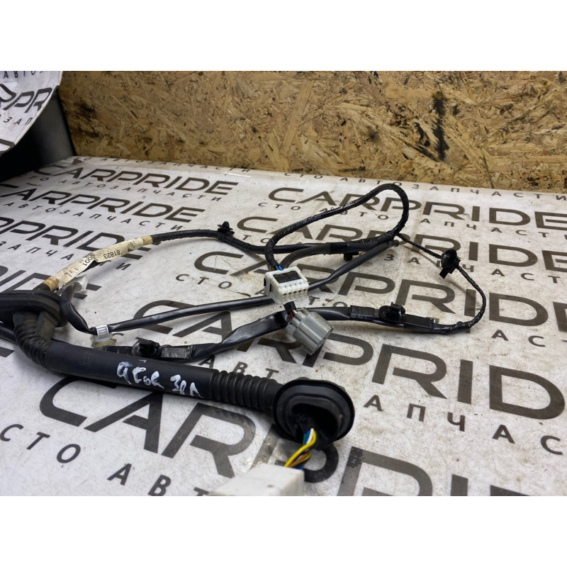 Проводка дверная (электрика) Subaru Forester SJ 2016 2.5 81823sg001