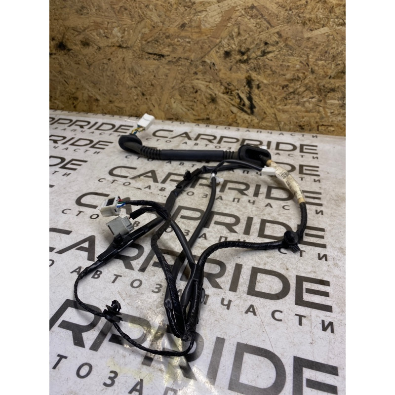 Проводка дверная (электрика) Subaru Forester SJ 2016 2.5 81823sg001