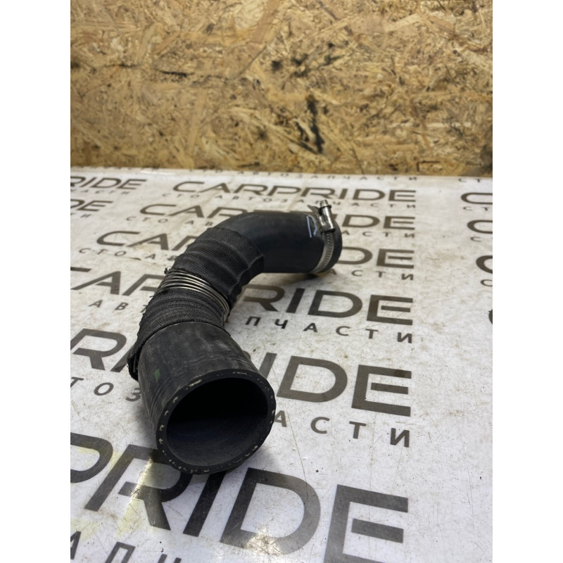 Патрубок интеркулера (двигатель и элементы) Ford Fusion MK5