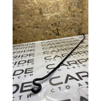 Упор капота