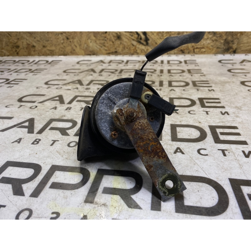 Сигнал (електрика) Infiniti G35 V35 25610AL500