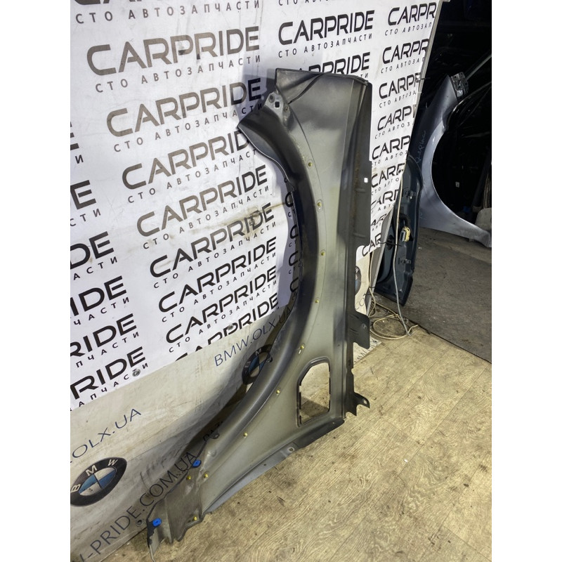 Крыло (наружные элементы кузова) Land Rover Discovery 3