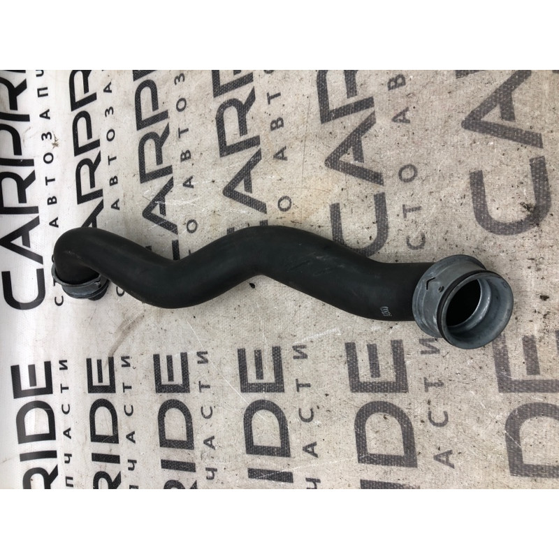 Патрубок (система охлаждения) Mercedes-Benz C-class W204 a2045013982