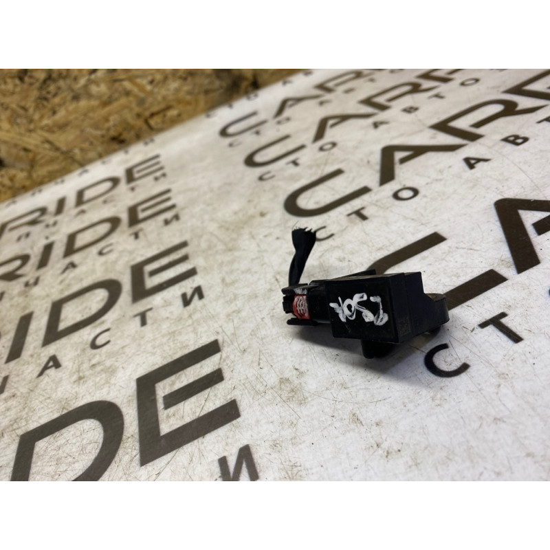 Датчик удара (электрика / датчики) KIA Sorento UM 2013 2.4 959302p000