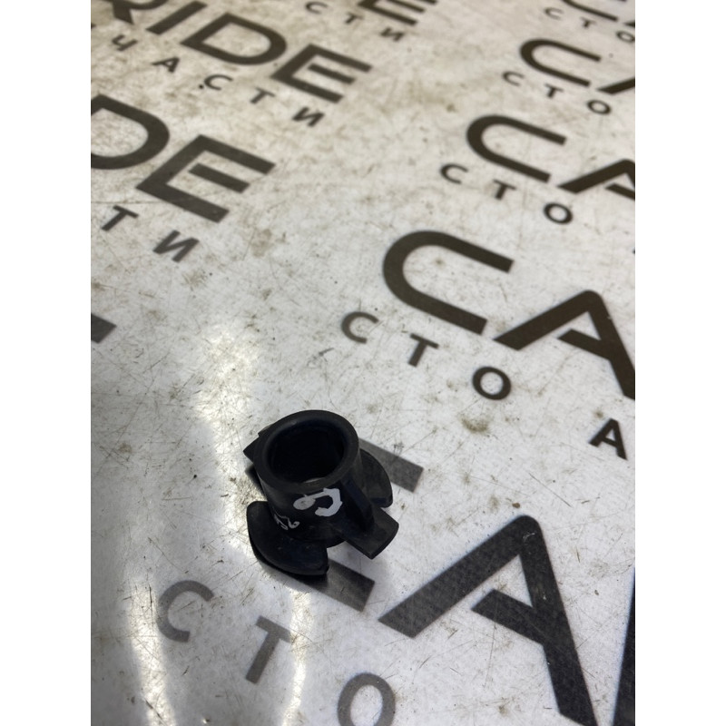 Крепление радиатора (кузов и элементы) Infiniti G35 V35