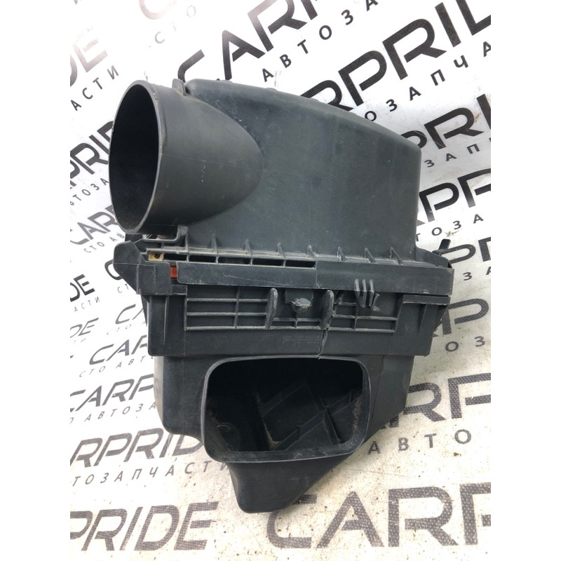 Корпус воздушного фильтра (впускная система) Dodge Durango WD 2015 5.7 HEMi 68084276AA