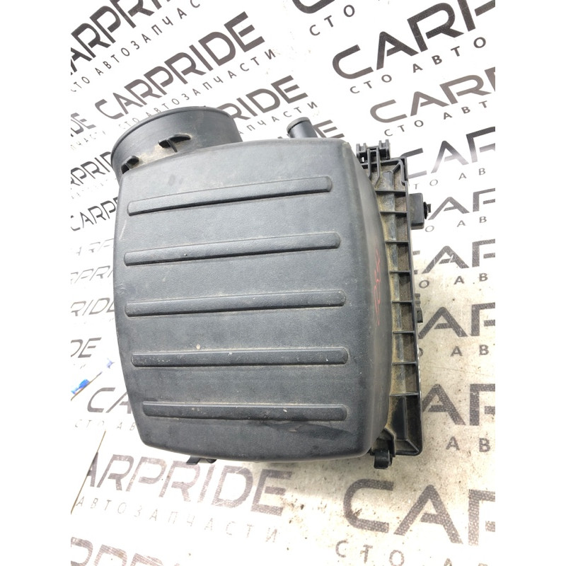 Корпус воздушного фильтра (впускная система) Dodge Durango WD 2015 5.7 HEMi 68084276AA