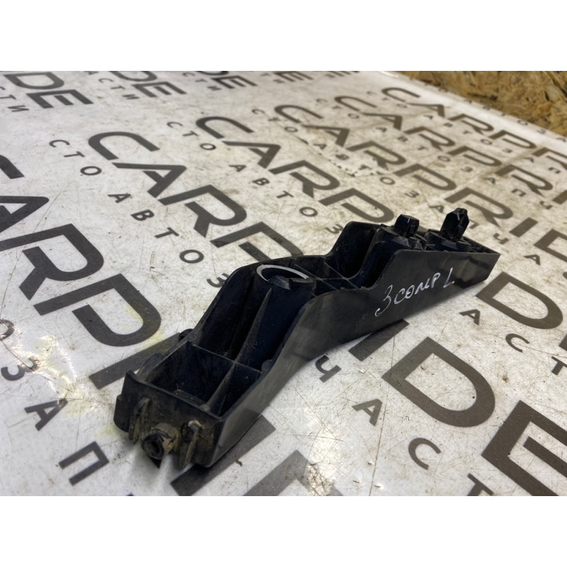 Кріплення бампера (кузов і елементи) Jeep Compass MK49 2011 2.4 05182597ab