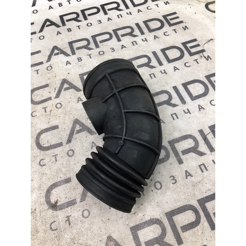 Патрубок воздушного фильтра (впускная система) Bmw 5-series E39 13547505838