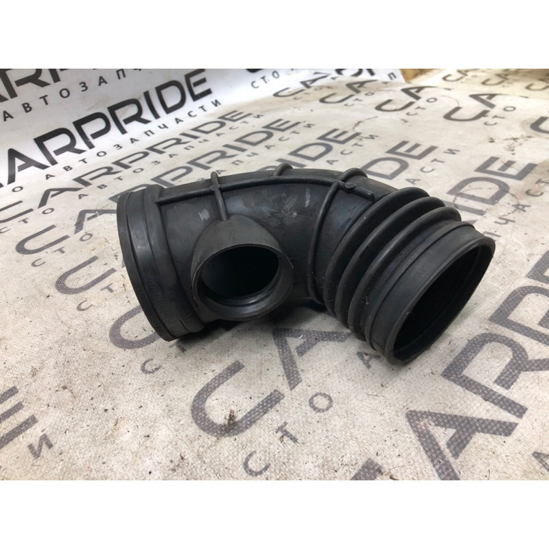 Патрубок воздушного фильтра (впускная система) Bmw 5-series E39 13547505838