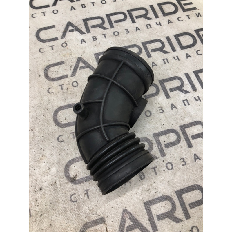 Патрубок воздушного фильтра (впускная система) Bmw 5-series E39 13547505838