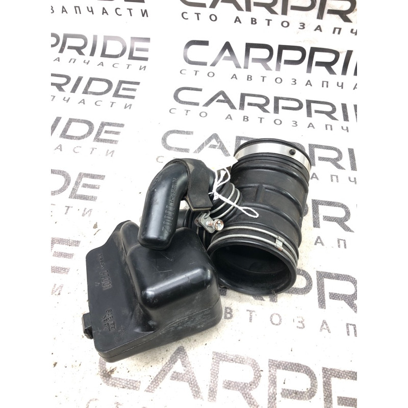 Патрубок воздушного фильтра (впускная система) Nissan Quest V42 2007 cc001